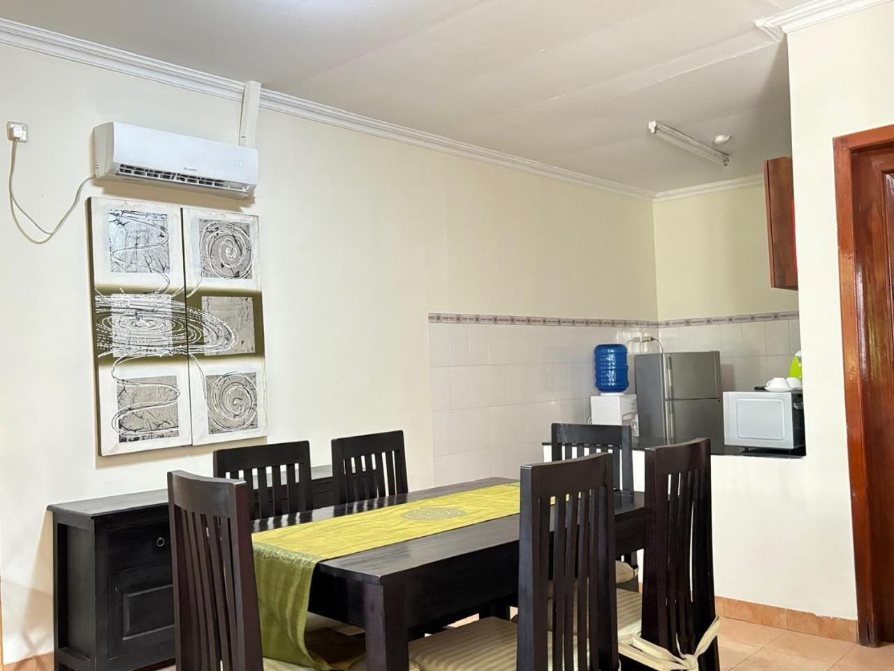 Palm Malinamoc Hotel Dili Zewnętrze zdjęcie