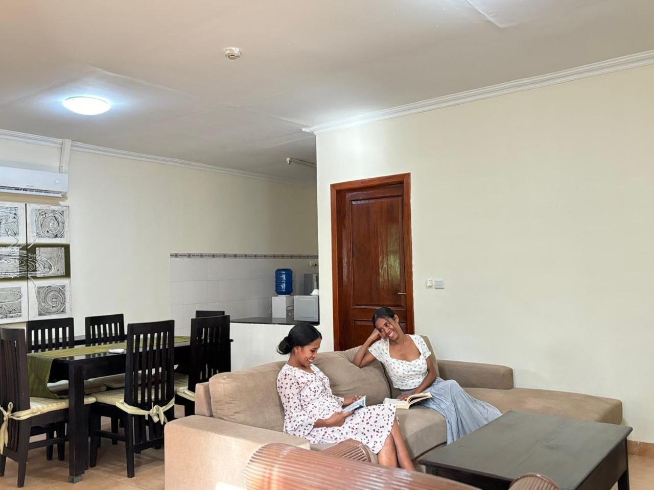 Palm Malinamoc Hotel Dili Zewnętrze zdjęcie
