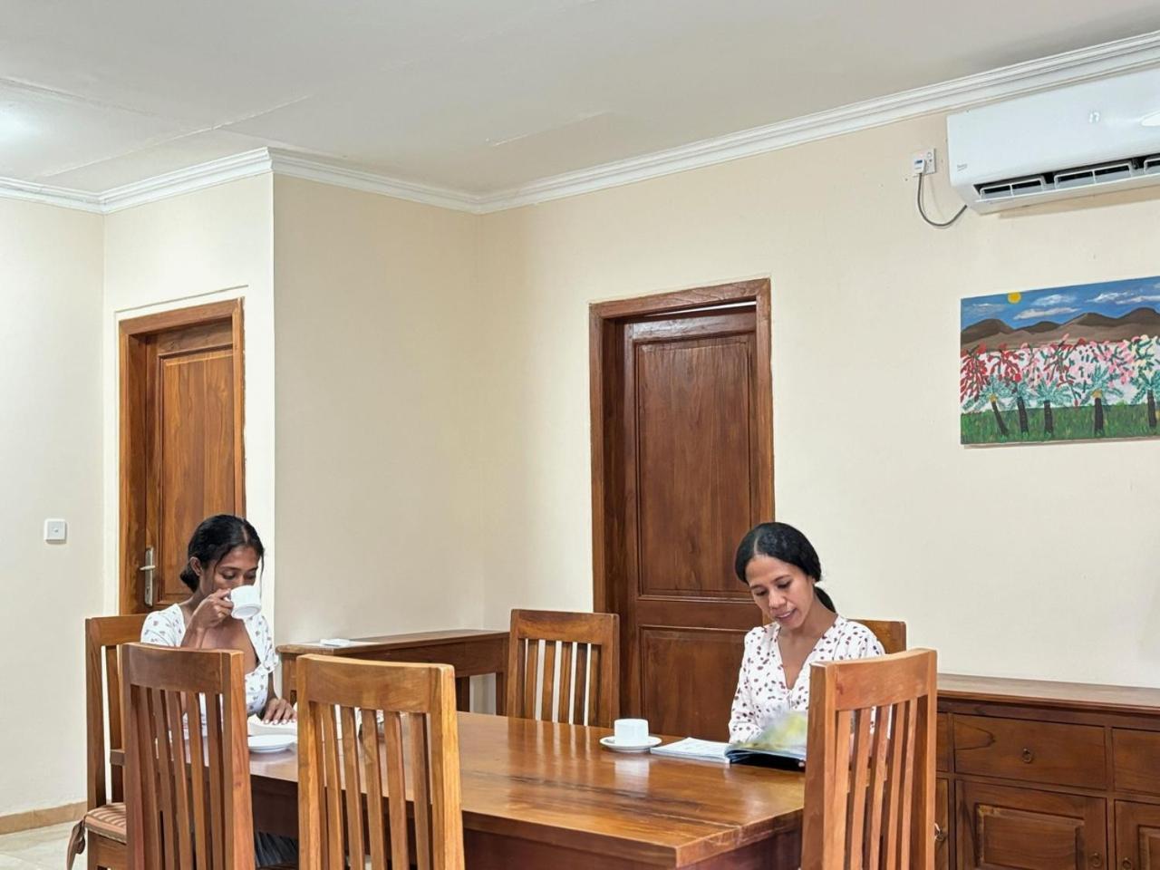 Palm Malinamoc Hotel Dili Zewnętrze zdjęcie